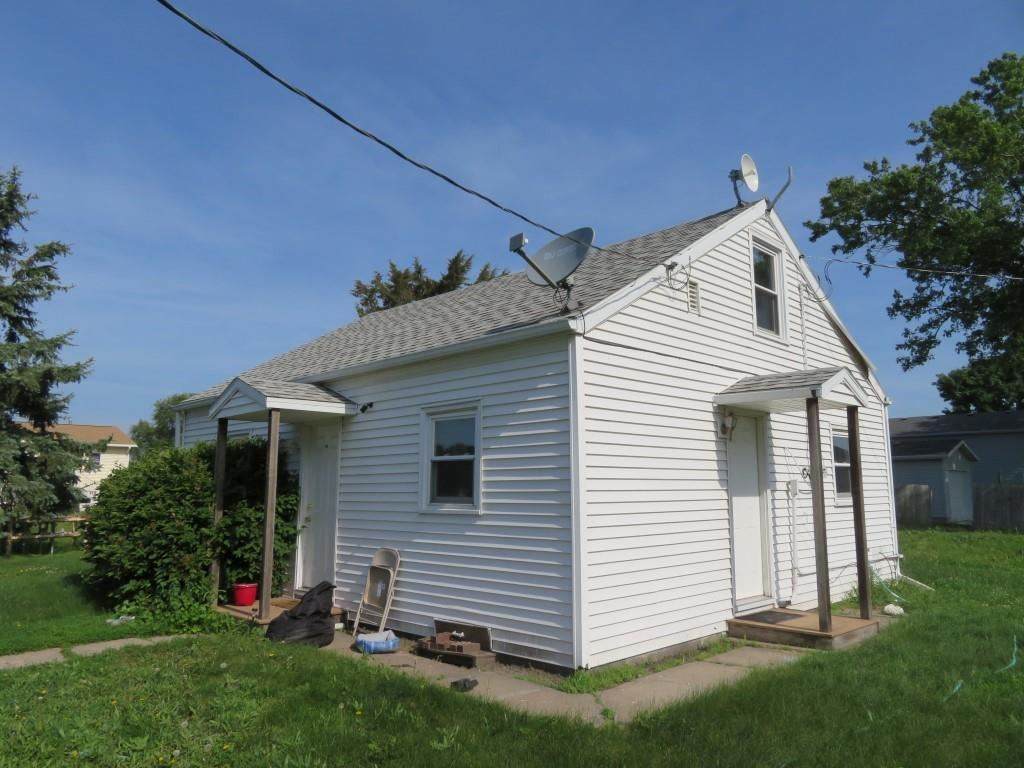 721 Victory Rd - Photo 1