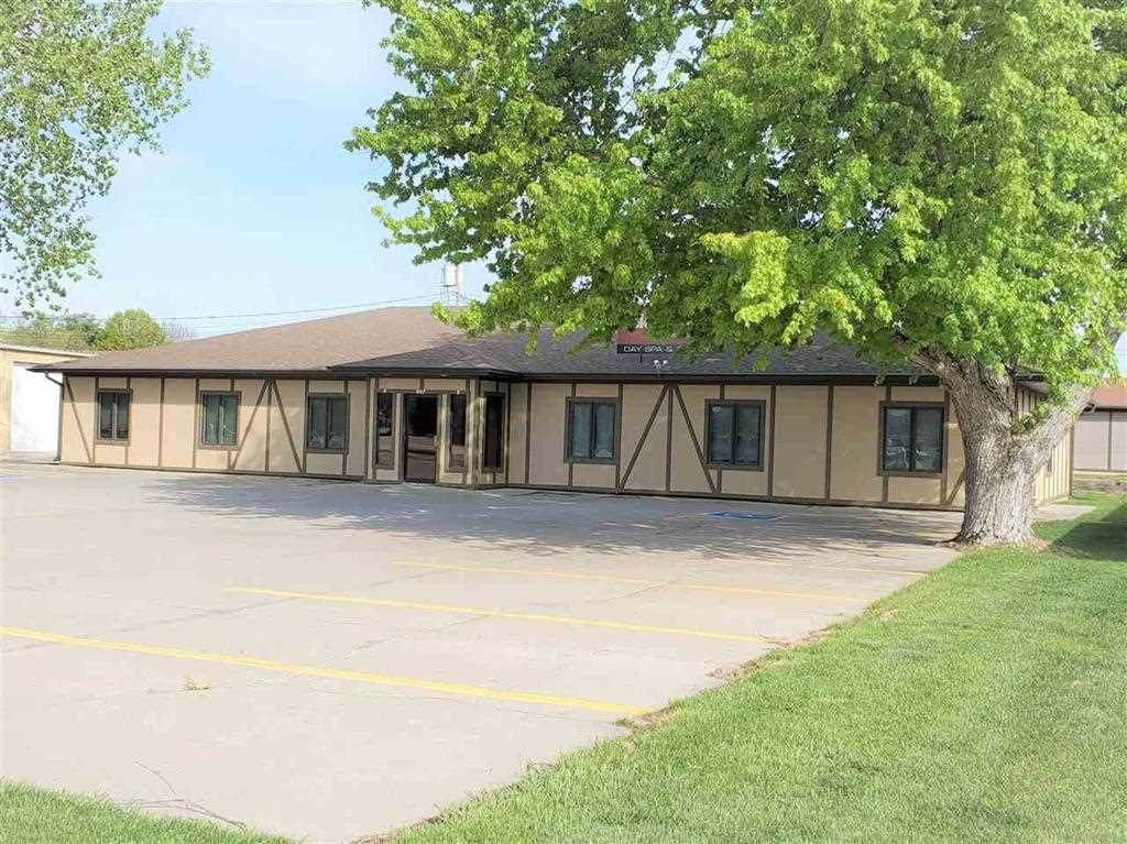 802 Custer Avenue, Suite A - Photo 1