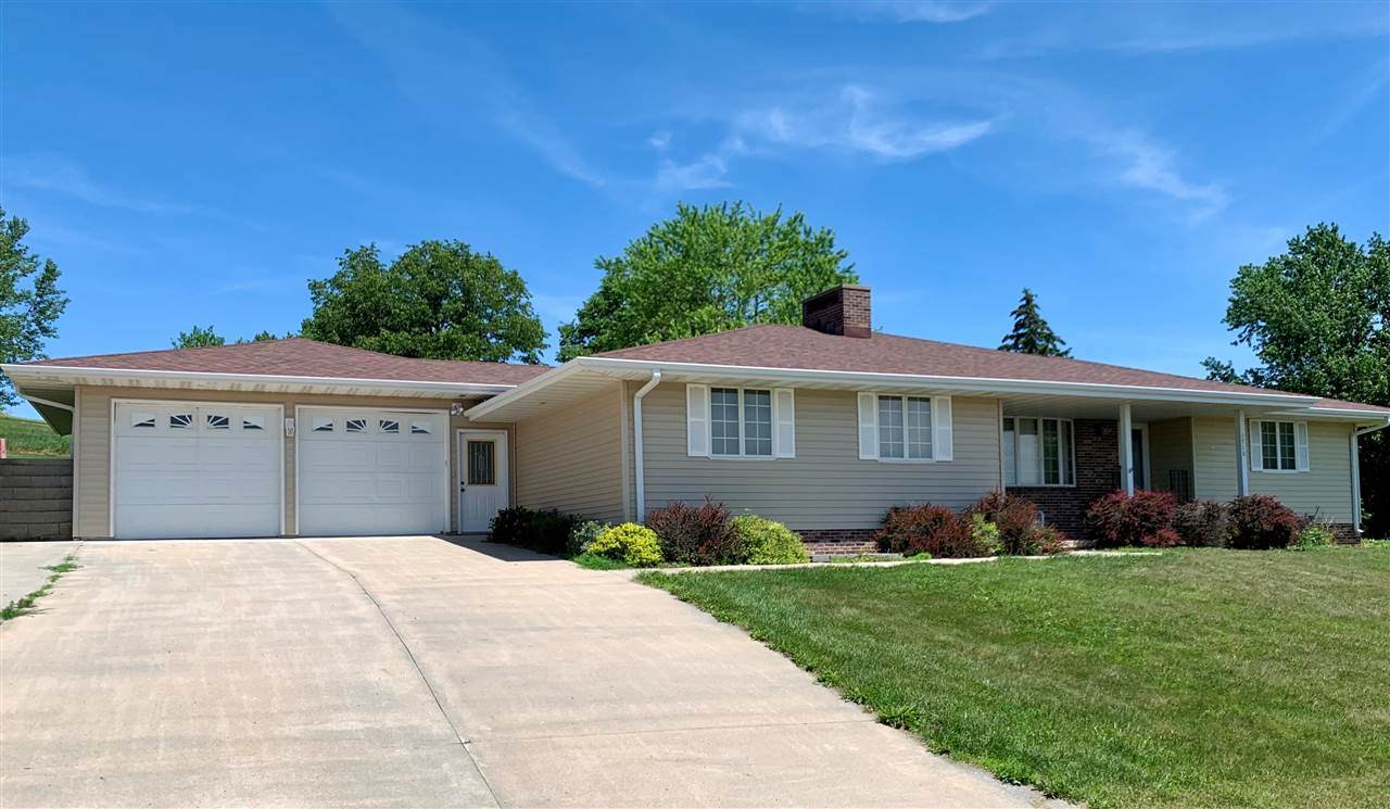 1710 Elm - Photo 1