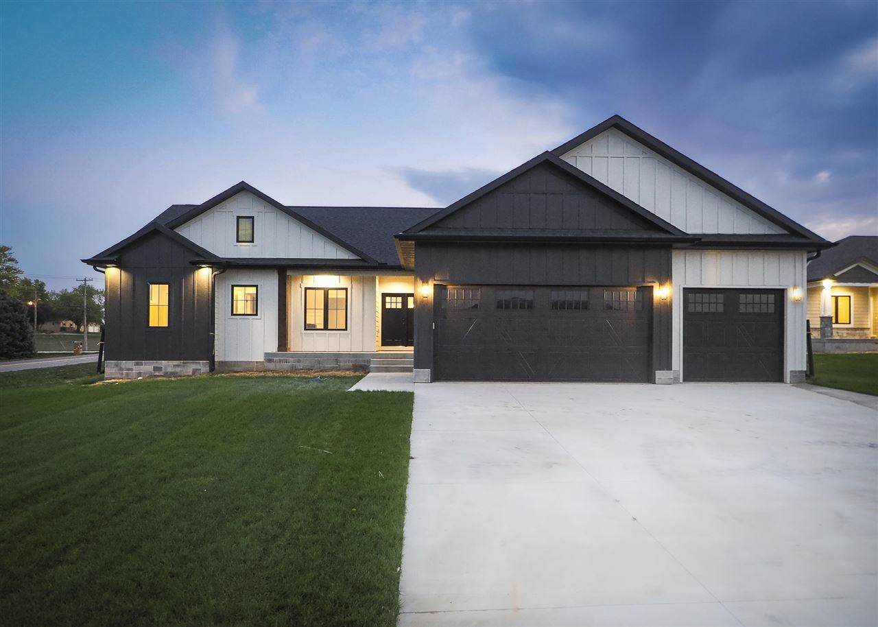 2501 Sheridan Drive - Photo 1