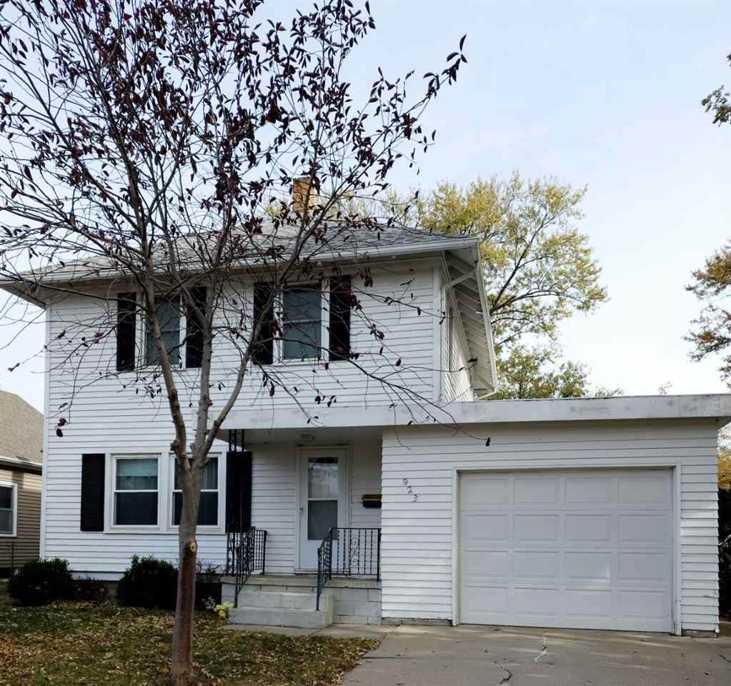 923 1st - Photo 1