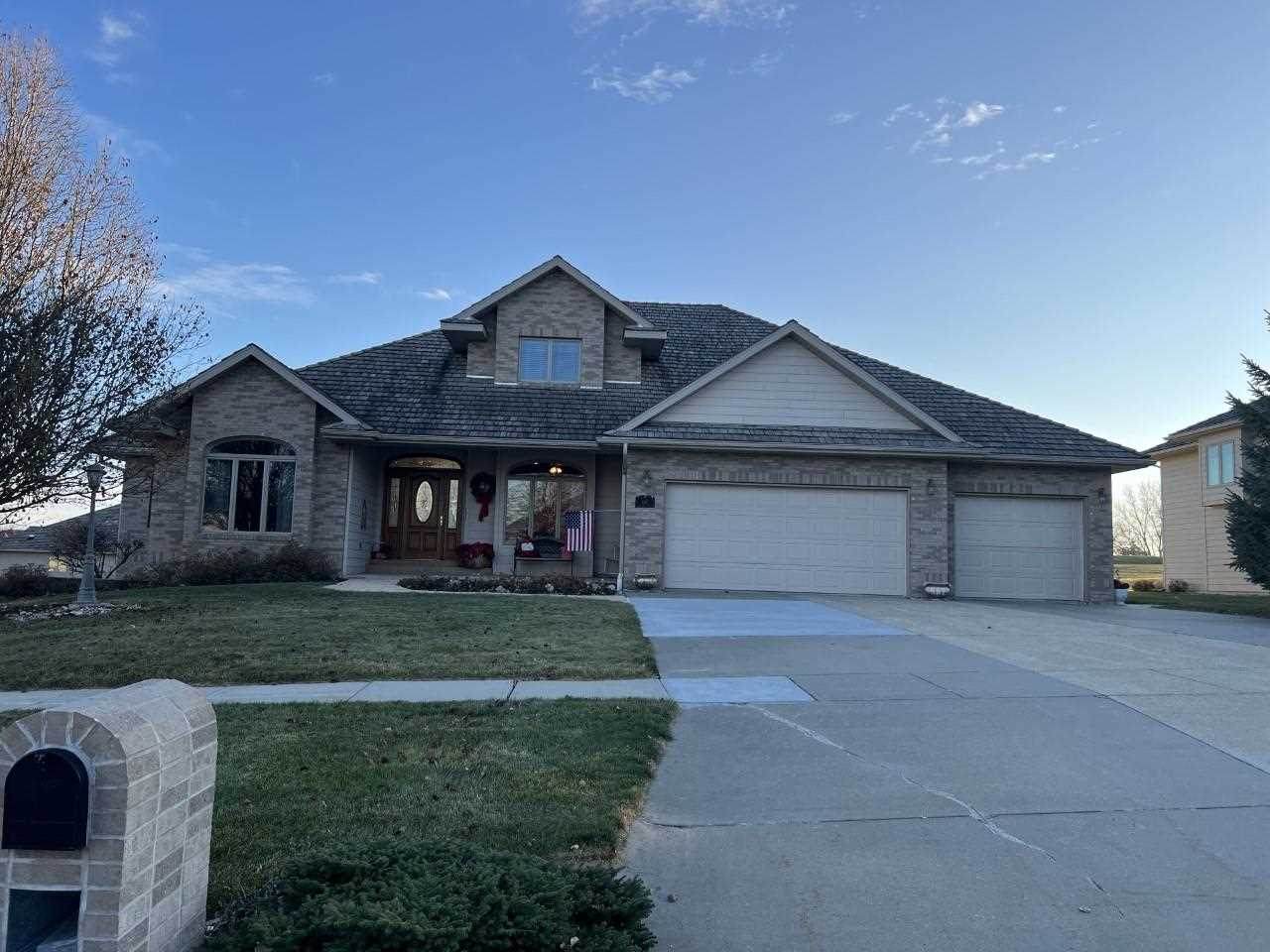 3107 Golf View - Photo 1
