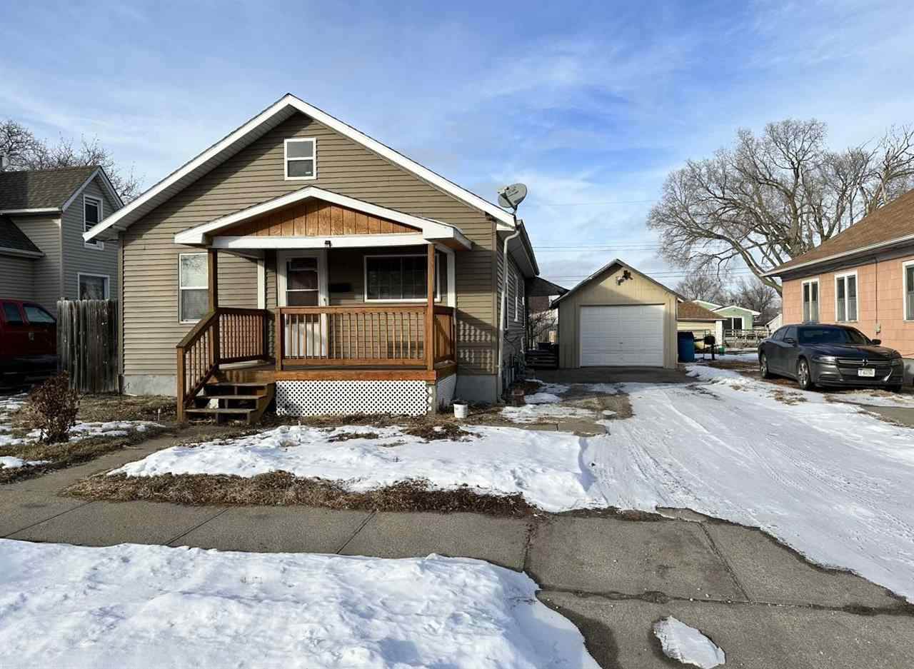 506 Hastings - Photo 1