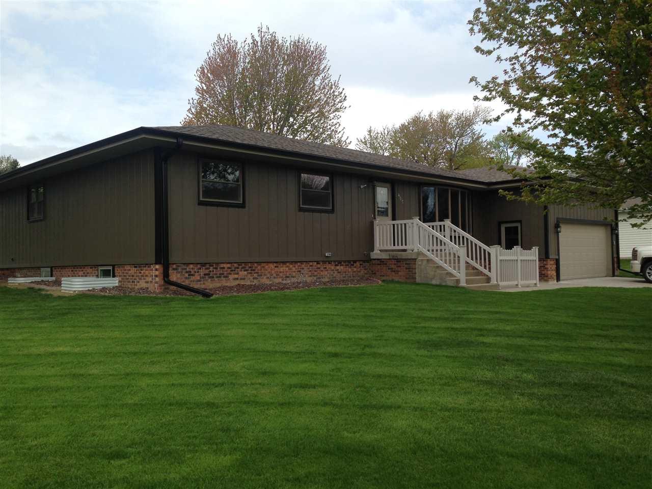 405 Valley Road - Photo 1