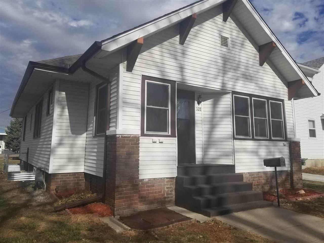 108 Phillip Ave - Photo 1