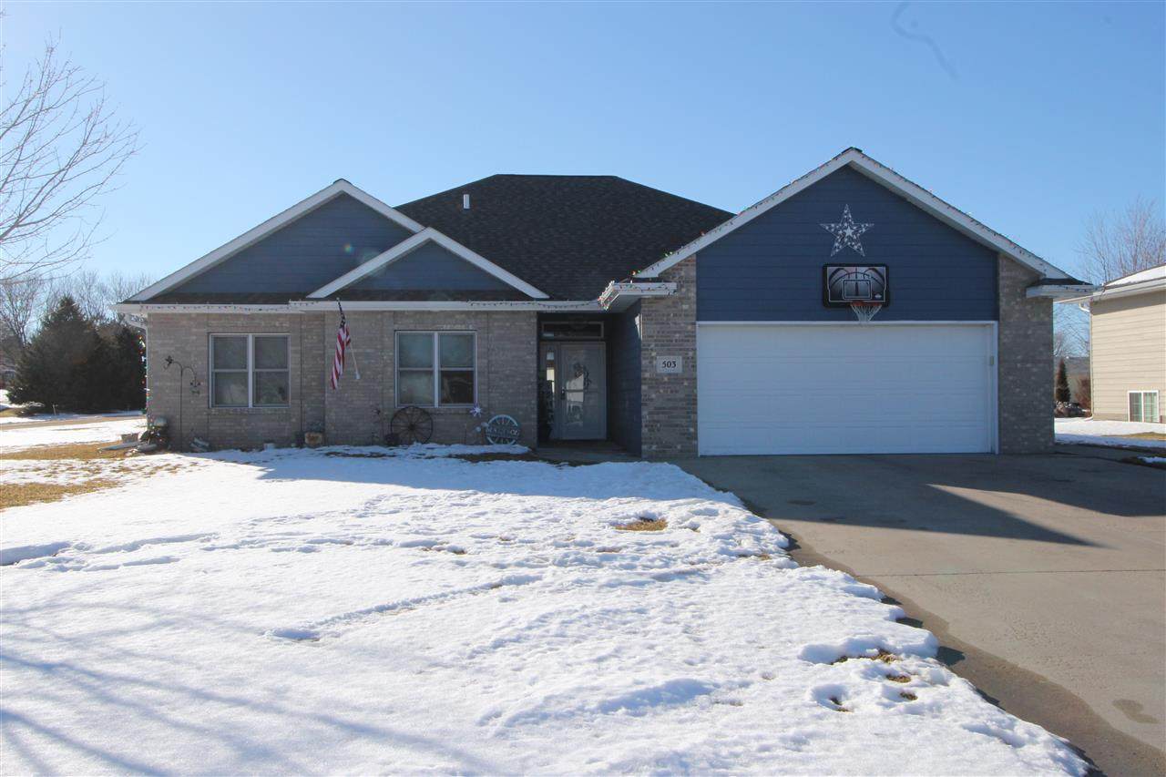 503 Elm St - Photo 1