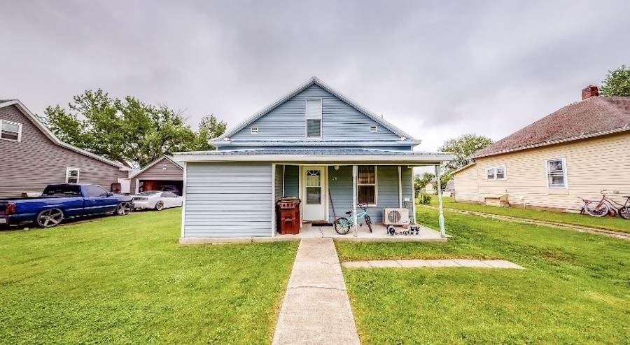 211 King Street - Photo 1