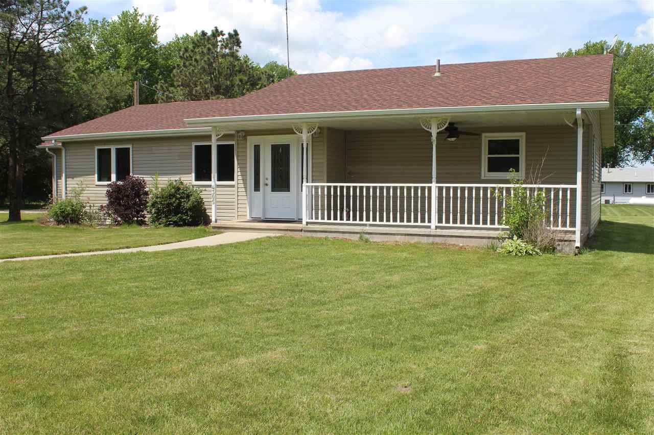 4305 Pierce Dr. - Photo 1