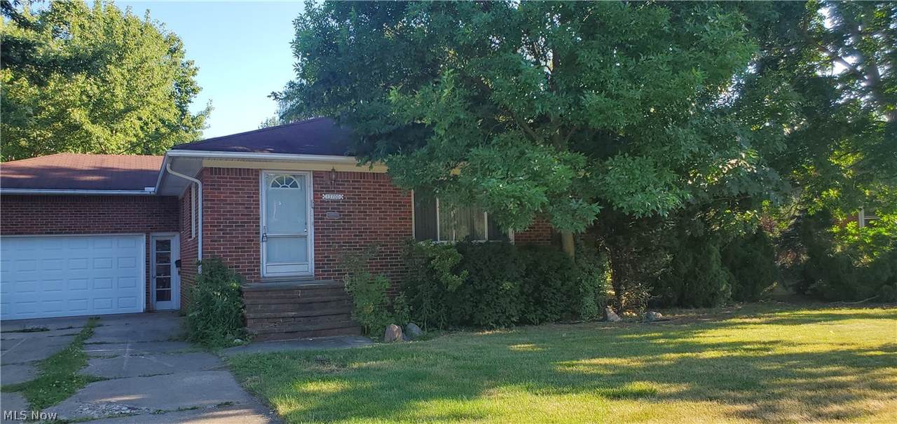 13700 Wolf Avenue - Photo 1
