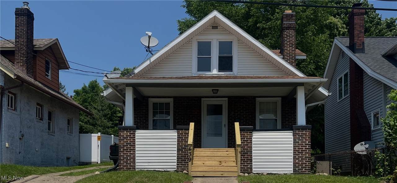 439 Birchwood Avenue - Photo 1