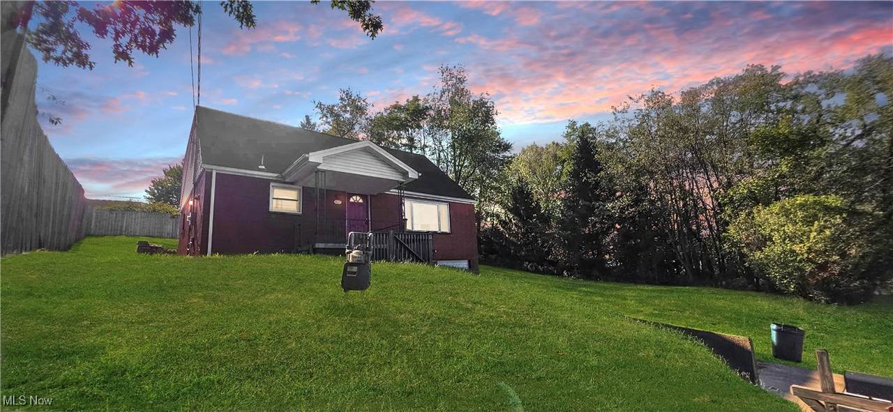 337 Greenbrier Rd - Photo 1