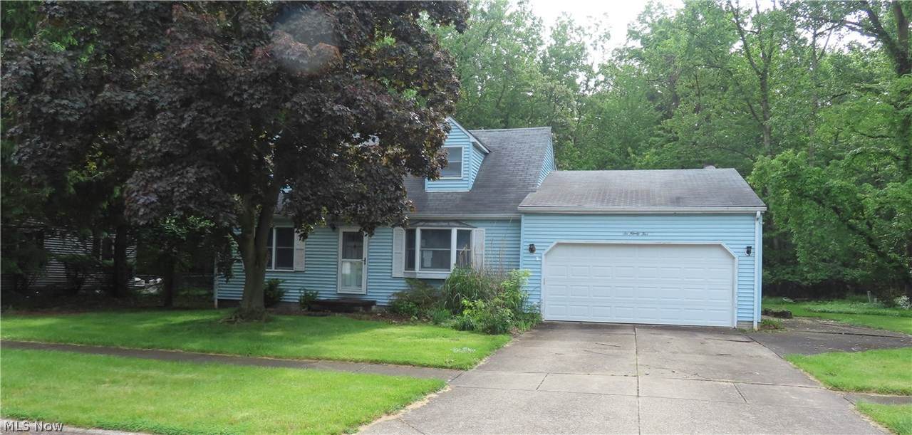 695 Morris Drive - Photo 1
