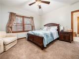 3705 Greenbriar - Photo 12