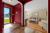 1832 Carter Avenue - Photo 2