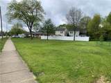 950 River Road - Photo 4