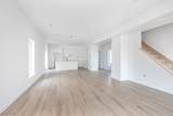 2498 Thurman Avenue - Photo 5