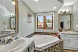 915 Devonshire Avenue - Photo 15