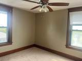 548 Adelaide Avenue - Photo 8