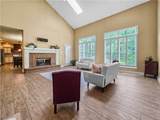 1215 Greenmont Circle - Photo 4