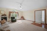 209 Greenbriar Lane - Photo 5