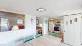 210 Hawthorne Drive - Photo 28