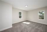 687 Moreley Avenue - Photo 20
