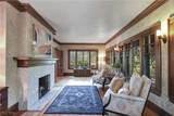 2831 Fairmount Boulevard - Photo 9