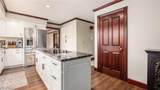 1736 Forest Hills Circle - Photo 8