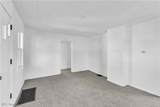 114 Oakdale Avenue - Photo 3