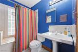 2568 10th Street - Photo 37