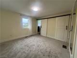 7915 East Pike - Photo 10