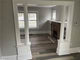 1438 Newton Street - Photo 4