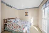 8013 Amberly Circle - Photo 17