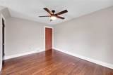 1565 Maple Road - Photo 17