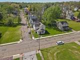 955 Summit Street - Photo 32