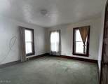 559 Perry Street - Photo 12
