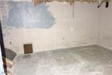 6090 Manchester Road - Photo 25
