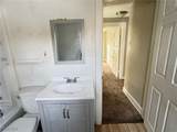 1239 Pondview Avenue - Photo 16