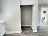 1239 Pondview Avenue - Photo 6