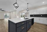 557 Lexington Avenue - Photo 13