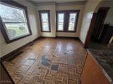 27 Erskine Avenue - Photo 5