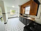16907 Maple Heights Boulevard - Photo 11