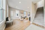 1863 Woodlawn Avenue - Photo 5