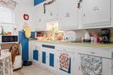 3921 Sackett Avenue - Photo 11