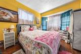 3921 Sackett Avenue - Photo 15