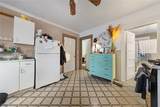 3921 Sackett Avenue - Photo 30