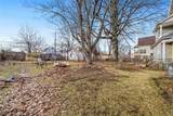 3921 Sackett Avenue - Photo 40