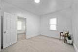 1122 Hoover Place - Photo 10