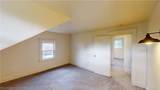 210 Perry Street - Photo 16