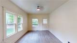 210 Perry Street - Photo 4